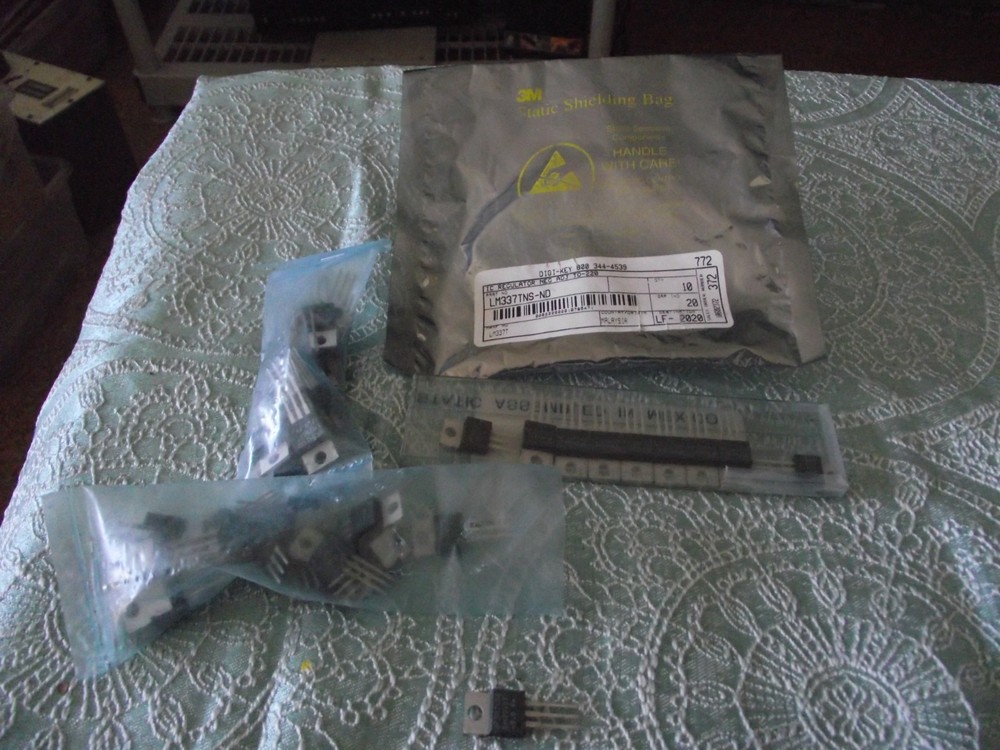 LOT OF 50 IC REGULATORS LM337TNS -ND NEG ADJ TO-220 MALAYSIA.