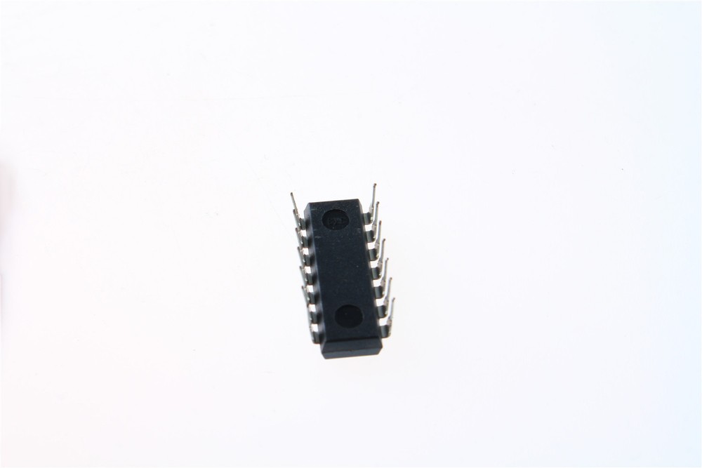 20pcs CD40106 CD40106BE 4000 CMOS Hex Inverter with Schmitt Trigger DIP-14