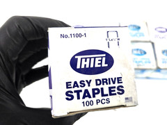 600+pcs Cable STAPLES for 2-Conductor Romex NMC2 14 & 12 Wire 1/2″x 1″