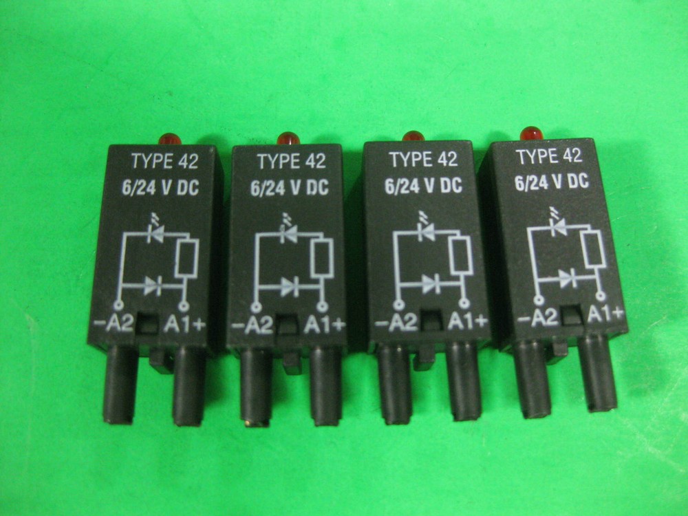 Elesta — SRD-SGR2-M04 — (Lot of 4) New