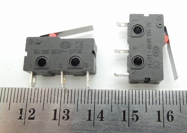 2 Piece 5A 125 250V-10T85 Button