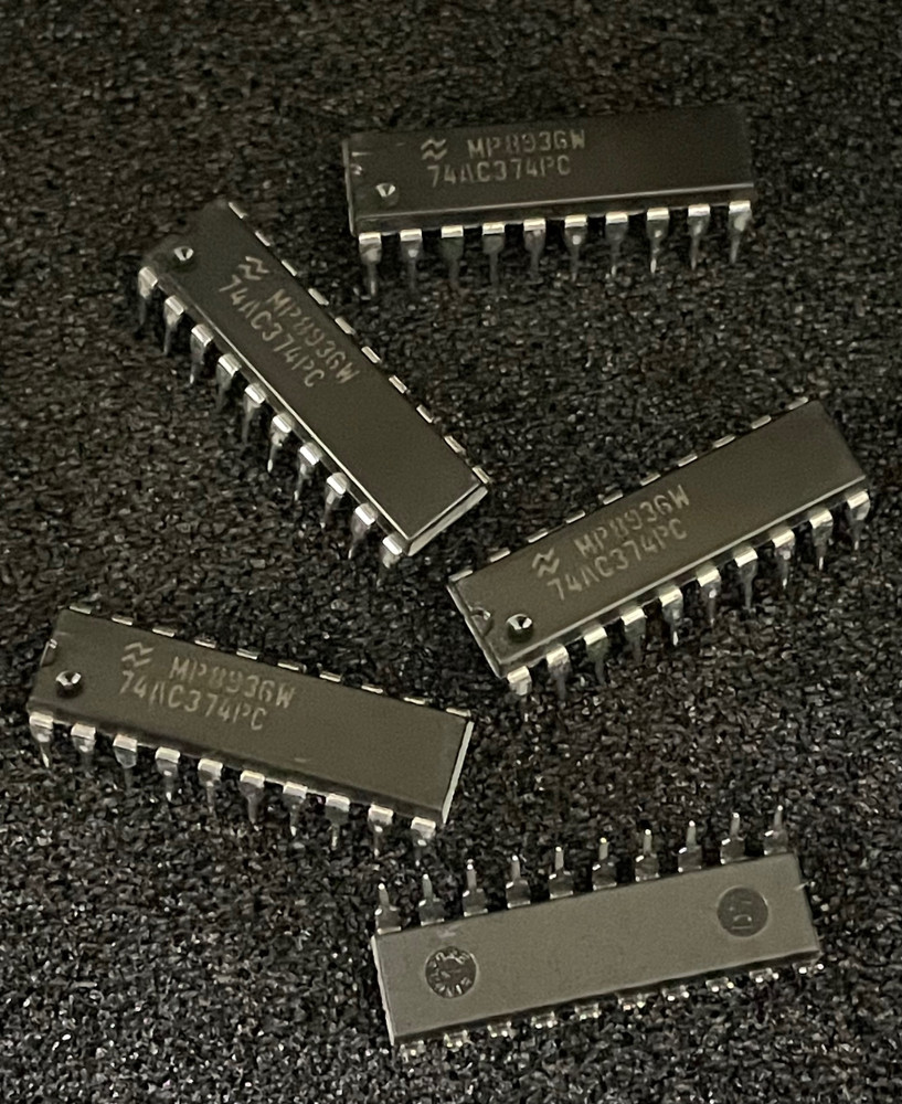 10pc National Semiconductor 74AC374PC Integrated Circuit Plastic Package **NOS