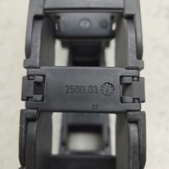 Igus 250-03-055-6MC Cable Hose Carrier E-Chain Systems 21 Links 39″ Length New