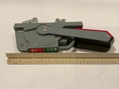 Allen Bradley 1494U Metal Disconnect Handle Lock out Tag out