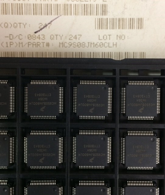MC9S08JM60CLH FREESCALE IC MCU 8BIT 60KB FLASH 64LQFP ROHS 1 UNIT