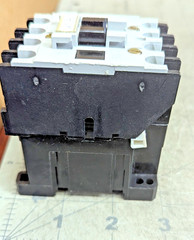 Allen-Bradley 100-A09ND3 Series B Contactor (Gray) WORKING PULL [B9B4]