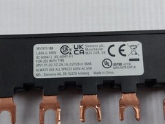 SIEMENS 3RV1915-1BB 3-Phase Busbars Modular 600V AC 65A