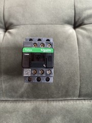 LC1D09LE7 SCHNEIDER ELECTRIC 3 Poles 09A 4KW/400V 5HP/480V 208V NIB