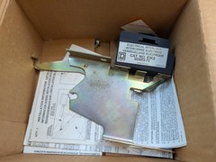 SQUARE D EIK2 Interlock safety switch 2 x NO 2 x NC contact