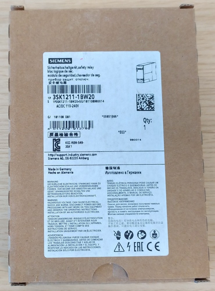 Siemens 3SK1211-1BW20 – SIRIUS safety relay Output expansion 4RO, 110-240V AC/DC