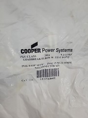 NEW Cooper Power 200A Loadbreak Elbow LE215AB00T