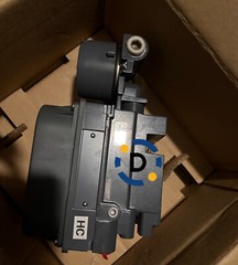 New in Box Fisher DVC6200 Valve positioner single-acting