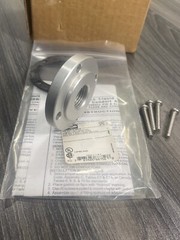 New (1) Hubbell SAB12 Pin & Sleeve LiquidTight Metallic Conduit Adapter 1/2″ USA