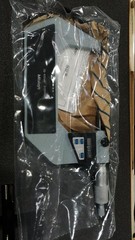 Mitutoyo 293-424N Digital Micrometer, Flatness, 0.3μm, ±1 Count, 5-10V
