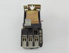 Telemecanique Schneider Electric LP1D8011 Contactor 3P 60HP 125A 480/600V