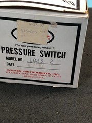 2 Dwyer 1823-2 Low Differential Pressure Switch, 171635
