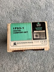 New MCM White Rodgers 1F93-1 Digital Heating/Cooling Thermostat For Mid-Century