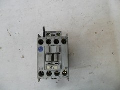 ALLEN BRADLEY 100-C16*10 /B CONTACTOR 600VAC 30A