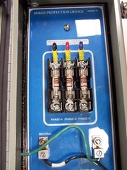 👀 CUTLER HAMMER TRANSIENT VOLTAGE SURGE SUPPRESSOR 208Y/120V 3Ø 4W CPSBXCH208Y.