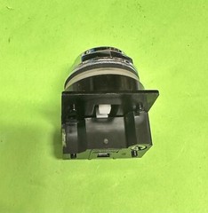 GE CR104PBG10G1 Heavy Duty Flush Green PushButton Type 4/12/13 W/CONTACTOR 600V