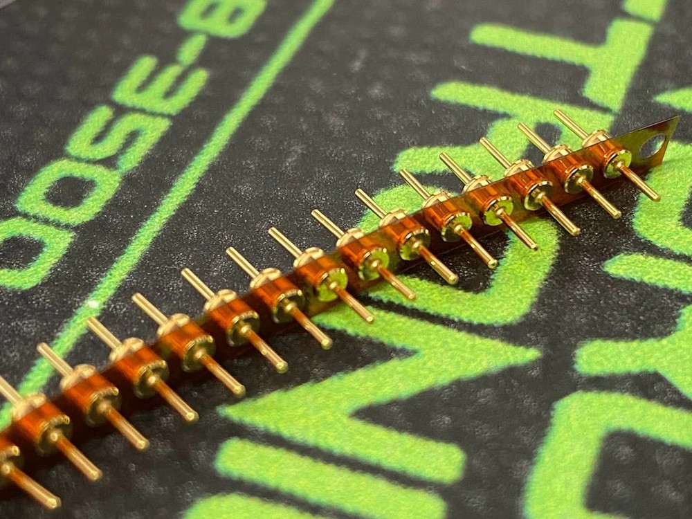 KSA100-81G – ADVANCED INTERCONNECTIONS – Super Flexible , Snake-Like terminal he