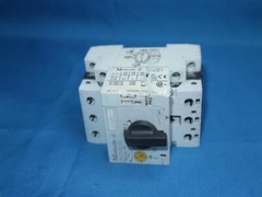 Moeller PKZM0-10 PKZM010 Motor Starter w/ NHI11-PKZ0 Breakage 30 Days Warranty