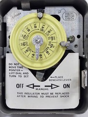 Dayton 2E351 Time Switch