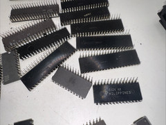 LOT of 25 EPROM IC MEMORY CHIPS – VARIOUS NAME BRANDS