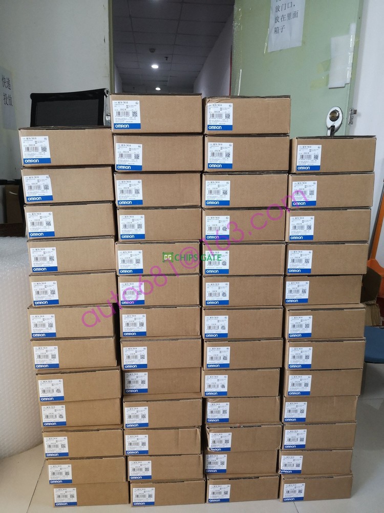1PCS New Omron HMI NB7W-TW01B PLC Controller Free Shipping
