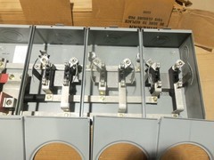 NEW Midwest KR6CS1ET 4 Gang Meter Socket 200 Amp 600V 1 Phase 620 Amp Rating AK