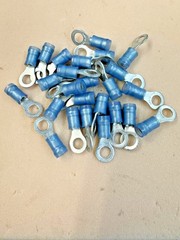 Tyco 36160 100pcs Ring Terminal Connector 10 Stud Circular 14-16 AWG Crimp