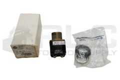 NEW ALLEN BRADLEY 800T-P16 /T PILOT LIGHT W/ 800T-N326 /A COIL 50/60HZ *READ*