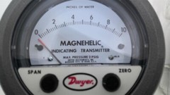 Dwyer MAGNEHELIC Indicating Transmitter