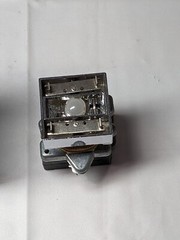 Cutler-Hammer Compact Pushbutton W/IND. Light 600V. 50/60Hz E30EL