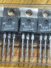 A LOT of TEN (10) MOTOROLA MC7918CT, TO-220 —18 V Voltage regulators