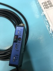 KEYENCE FS2-60 SENSOR LEVEL AMP WATER TRACK, 187546