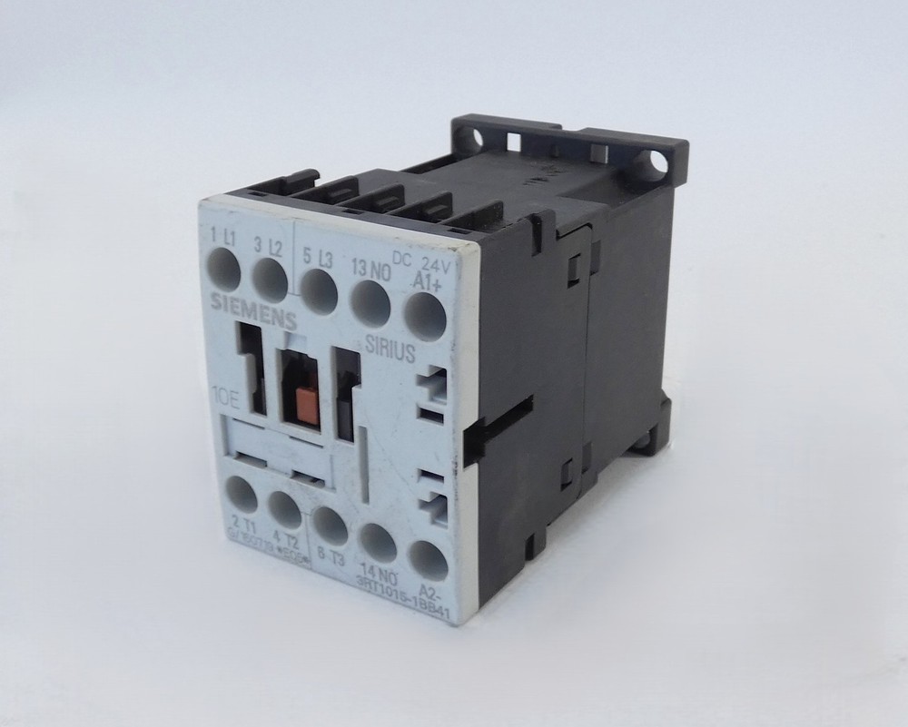 Siemens 3RT1015-1BB41 Contactor 24VDC Sirius