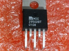 4 PCS MICREL MIC29502BT HIGH CURRENT LOW DROP OUT 5A ADJUSTABLE REGULATOR B/LEAD
