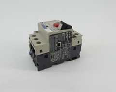 *Lot of 2* Telemecanique GV2-M10 Motor Circuit Breaker 4-6.3A 690V w/ GV2-AN1…