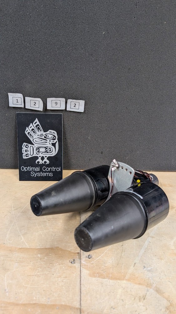 Elastimold loadbreak feedthrough 200A 8.3kV/14.4kV 1602 A3R