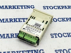 Fuji Electric WA8414-01 WA841401 Temperature Controller 12-24V Fast Shipping