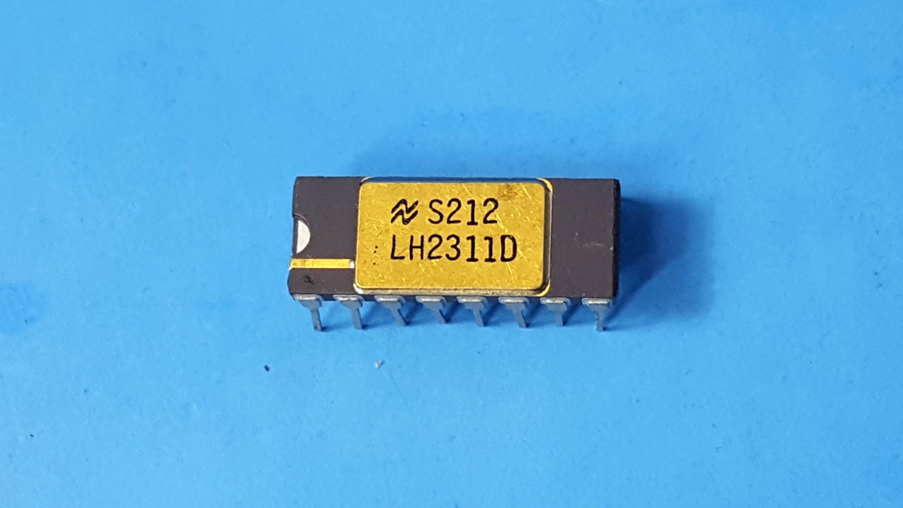 ONE- IC, VOLT COMPARATOR, DUAL/BIPOLAR, 16PIN, CERAMIC, GOLD PINS, LH2311D, NSS