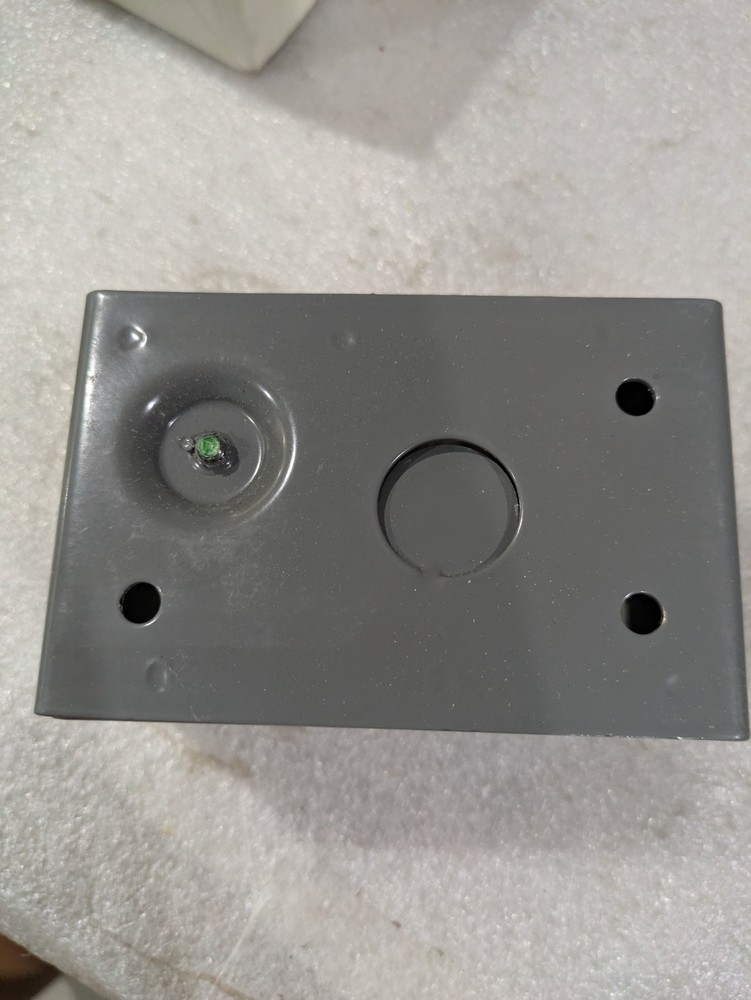 ARROW HART 7810GD MANUAL CONTACTOR 30A 600VAC 3PH 3P 5B15