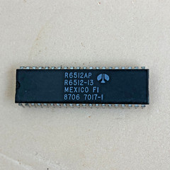 QTY (1) R6512AP R6512-13 ROCKWELL 40 PIN DIP 8 bit MICROPROCESSOR NOS