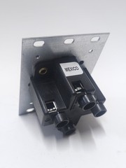 Eaton Arrow Hart 8430N Flush Mount Receptacle 15-30R 3-Pole 3-Wire NEW
