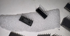 LOT of 25 EPROM IC MEMORY CHIPS – VARIOUS NAME BRANDS