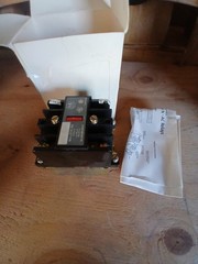 AB 700-N200A1 Allen-Bradley 300V Max Industrial Control Relay