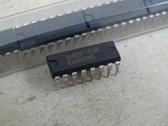 (25) Texas Instruments Binary Counter/Divider , CD4060BE