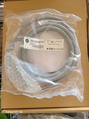 ALLEN BRADLEY 1492-CAB025RTN18 I/O MODULE CABLE FOR 1769 COMPACT LOGIX 2.5m 20C
