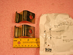 New B-Line SB-2114A Yellow Zinc Runway Hold-Down Clamp Kit 1 1/2″ (2 Clamps)